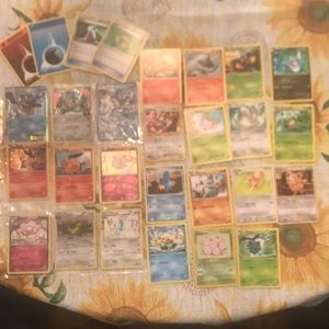 Bundle of Pokémon Cards